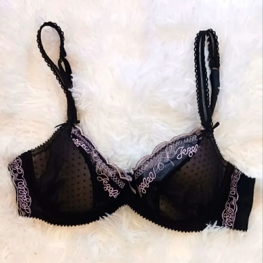 Jezebel Underwire Bra 34B